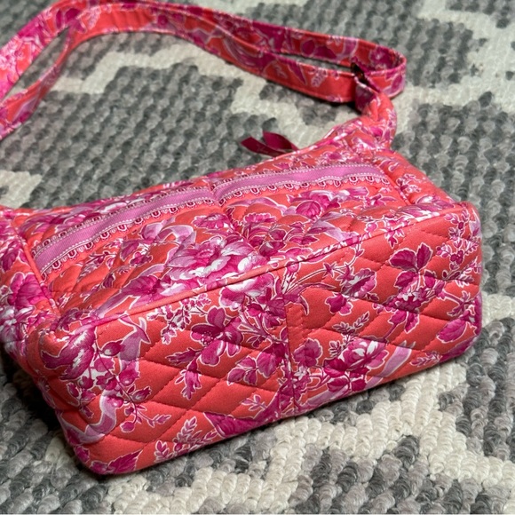 Vera Bradley Pink Floral Purse - Picture 5 of 6